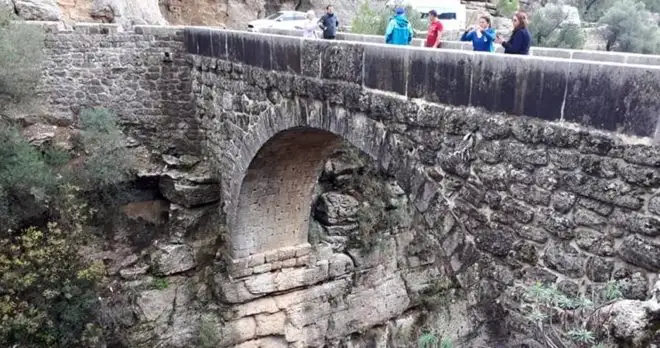 Side Eagle Canyon Tour 1